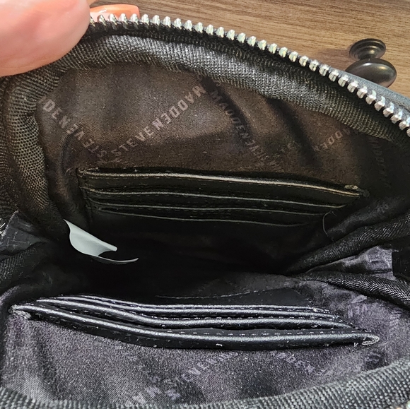 Steve Madden Mauve Quilted Crossbody Bag - Picture 5 of 5